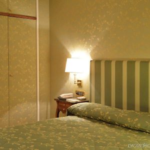 Chambre Lit Queen-Size